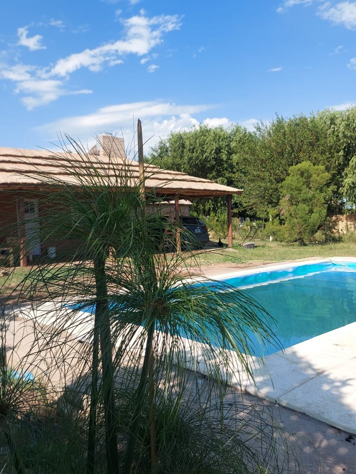 OPORTUNIDAD - SE VENDE CABAÑA EN COLONIA FRANCESA - SAN JAVIER