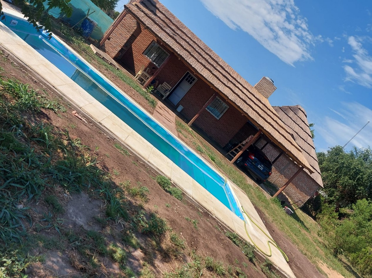 OPORTUNIDAD - SE VENDE CABAÑA EN COLONIA FRANCESA - SAN JAVIER