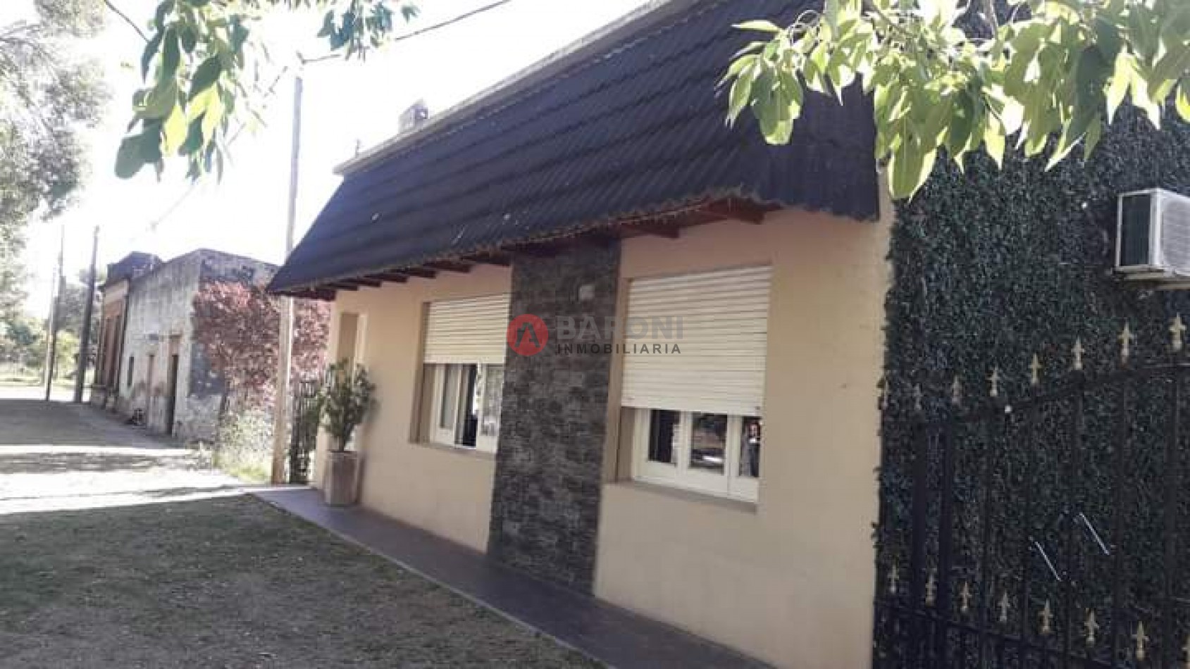 SE VENDE CASA EN NARE - DEPARTAMENTO SAN JUSTO - SANTA FE.