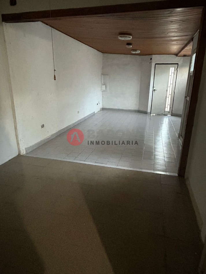 SE VENDE CASA EN SAN JUSTO PROVINCIA DE SANTA FE - COMBATIENTE MALVINAS 1756.