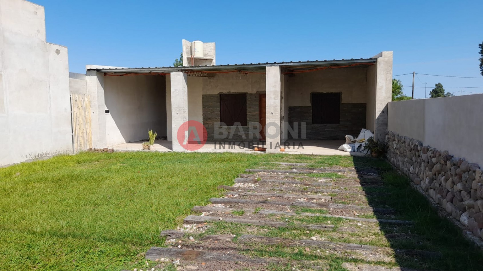 EN VENTA - CASA EN BARRIO PARQUE Estrada Bello 3186 (Barrio Parque) San Justo.