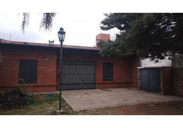 CASA QUINTA EN VENTA - ENTREGA Y FINANCIACION / OPORTUNIDAD