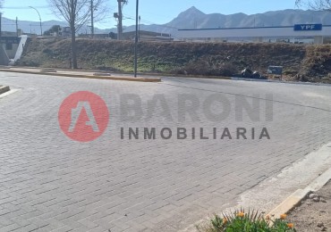 EN VENTA - CASA EN LA CIUDAD DE COSQUIN PCIA. DE CORDOBA